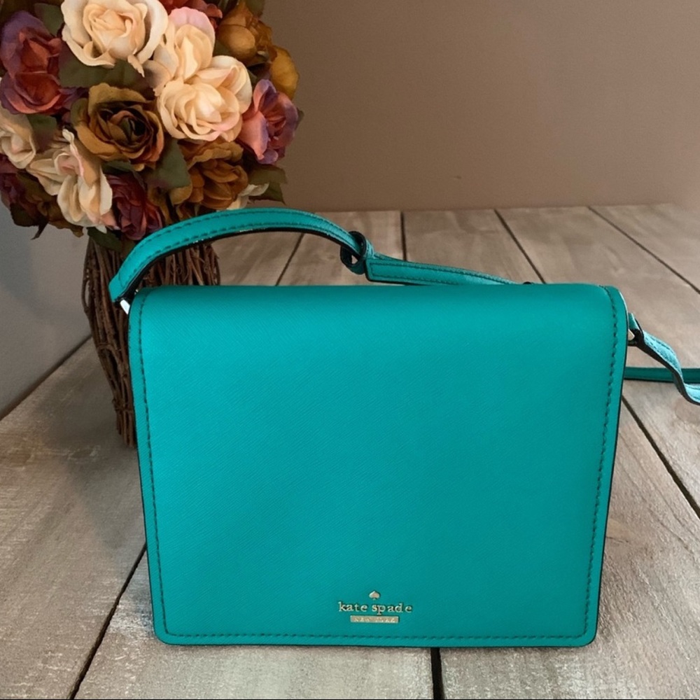 Kate Spade Crossbody purse